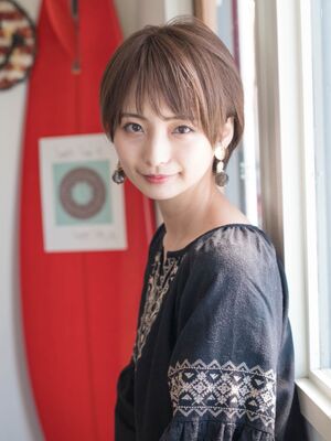 22年春 耳かけショートの人気ヘアスタイル 髪型 ヘアアレンジ Yahoo Beauty