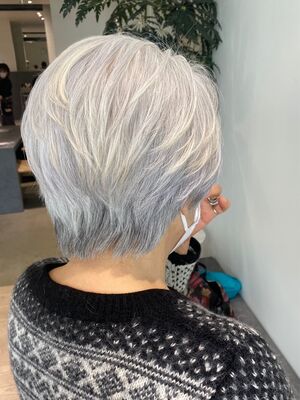 22年夏 シニアヘアー ショートの髪型 ヘアスタイル ヘアカタログ 人気順 Yahoo Beauty ヤフービューティー