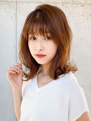 22年夏 くせ毛パーマ ミディアムの髪型 ヘアスタイル ヘアカタログ 人気順 Yahoo Beauty ヤフービューティー