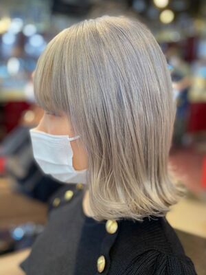 年秋冬 グレー系の新着ヘアスタイル 髪型 ヘアアレンジ Yahoo Beauty