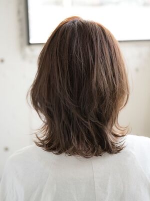 アレンジ ミディアムレイヤーの髪型 ヘアスタイル ヘアカタログ 人気順 Yahoo Beauty ヤフービューティー