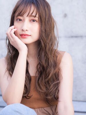 22年夏 ゆるふわパーマ ロングの人気ヘアスタイル 髪型 ヘアアレンジ Yahoo Beauty