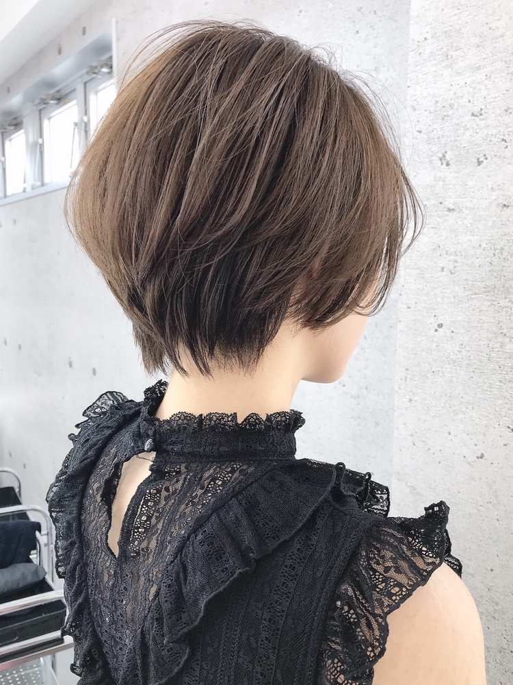 ハンサムショート 丸みショート くびれショート グラデーションボブ ひし形ショート しまだけーすけのヘアスタイル情報 Yahoo Beauty