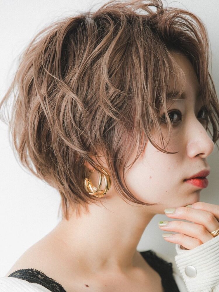 ひし形ショート/毛先パーマ｜vain 渋谷（ヴェイン シブヤ）vain渋谷/仲村龍太のヘアスタイル情報｜Yahoo! BEAUTY