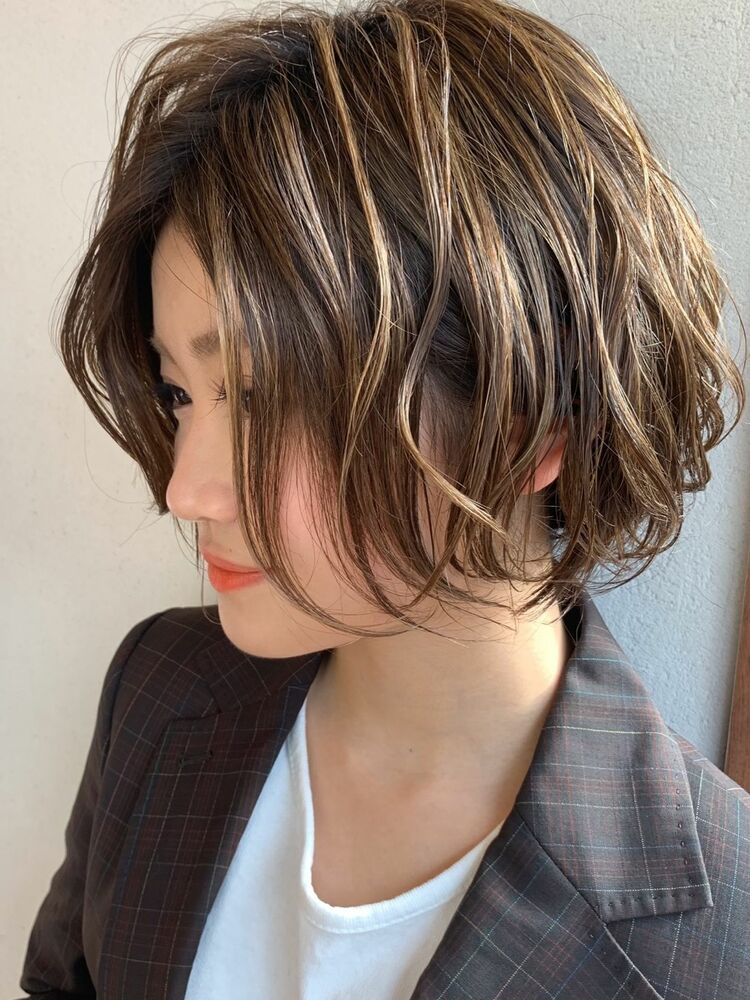 長めショート×ニュアンスパーマ｜vain 渋谷（ヴェイン シブヤ）vain渋谷/仲村龍太のヘアスタイル情報｜Yahoo! BEAUTY