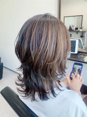 21年秋冬 ミディアムウルフの新着ヘアスタイル 髪型 ヘアアレンジ Yahoo Beauty