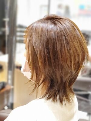 ショートレイヤーの髪型 ヘアスタイル ヘアカタログ 人気順 Yahoo Beauty ヤフービューティー