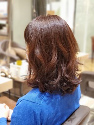 ゆるふわパーマ ミディアムの髪型 ヘアスタイル ヘアカタログ 人気順 Yahoo Beauty ヤフービューティー