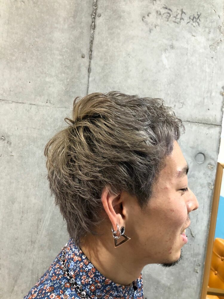 メンズショートバング シルバーグレージュ Ace エース Ace Yokohama増田弘明の髪型 ヘアスタイル ヘアカタログ情報 Yahoo Beauty ヤフービューティー