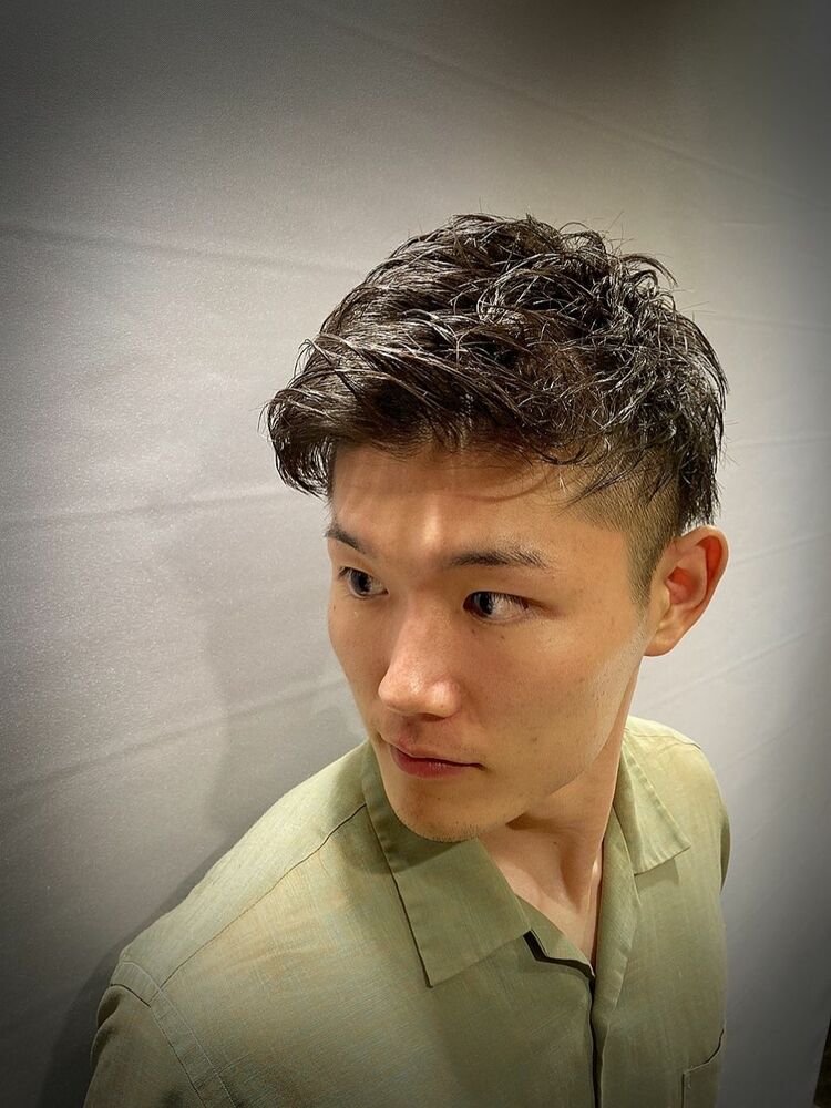 アイロンパーマ｜HIRO GINZA 六本木店（ヒロギンザ ロッポンギテン）BARBER YAMAdyのヘアスタイル