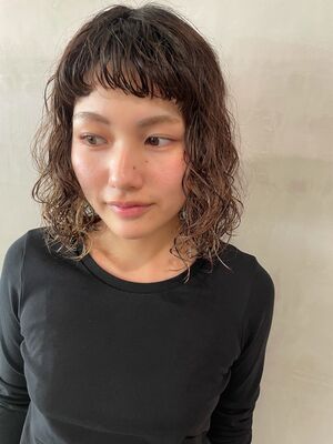 21年春夏 くるくるパーマの新着ヘアスタイル 髪型 ヘアアレンジ Yahoo Beauty