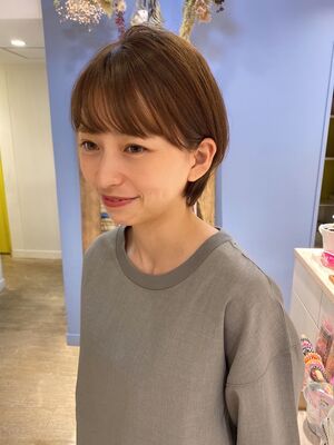 21年秋冬 前上がりショートの新着ヘアスタイル 髪型 ヘアアレンジ Yahoo Beauty