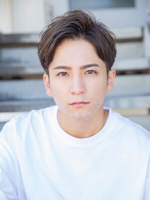 22年春 メンズ センターパート ショートの人気ヘアスタイル 髪型 ヘアアレンジ Yahoo Beauty