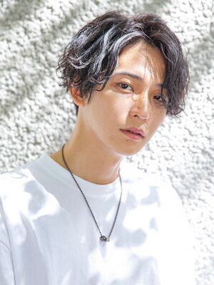 メンズ アップバング ミディアムの髪型 ヘアスタイル ヘアカタログ 人気順 Yahoo Beauty ヤフービューティー