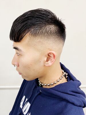フェードカット 刈り上げ ベリーショートの髪型 ヘアスタイル ヘアカタログ 人気順 3ページ目 Yahoo Beauty ヤフービューティー