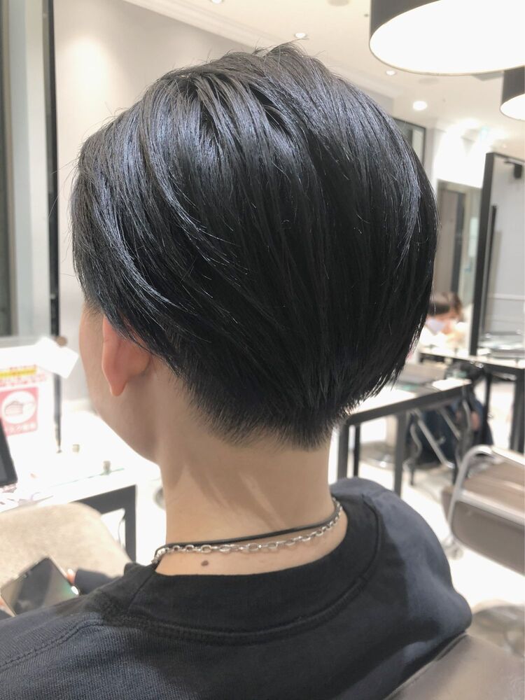 Goofytokyo銀座 刈り上げツーブロック女子 ネイビーカラー 刈り上げがうまい Goofy Tokyo 銀座 グーフィートーキョーギンザ 渋谷トモヒロのヘアスタイル情報 Yahoo Beauty