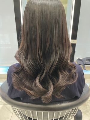 コテ巻き風パーマ ロングの髪型 ヘアスタイル ヘアカタログ 人気順 Yahoo Beauty ヤフービューティー