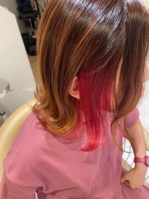 21年秋冬 インナーカラーピンク ミディアムの新着ヘアスタイル 髪型 ヘアアレンジ Yahoo Beauty