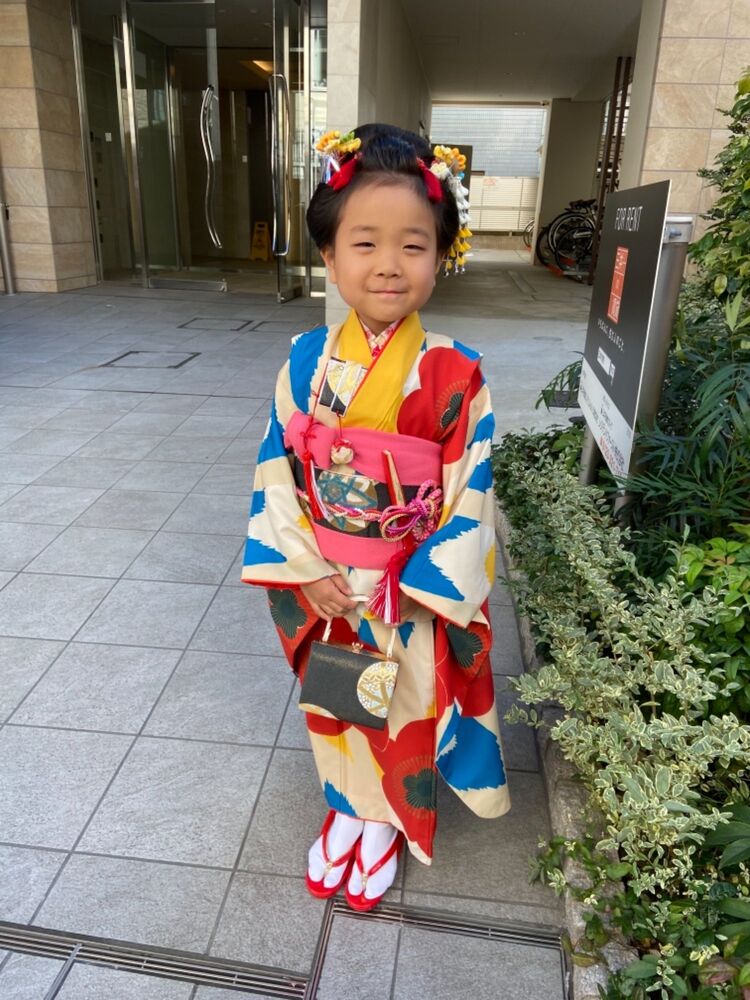 可愛い七五三7歳は是非とも新日本髪で 髪飾りはレンタルで着物に合わせてコーディネート 矢島美容室 ヤジマビヨウシツ 島田 千鶴の髪型 ヘアスタイル ヘア カタログ情報 Yahoo Beauty ヤフービューティー