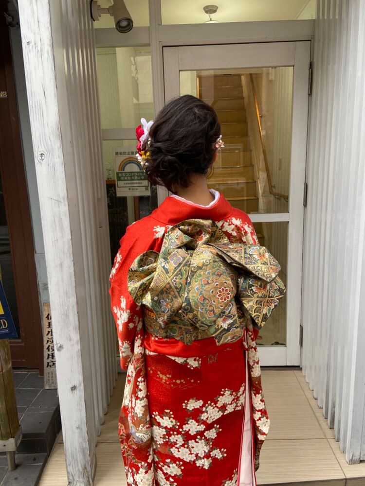 肩上ボブの成人式前撮り 振袖ヘアアレンジ メイク 着付け 矢島美容室 ヤジマビヨウシツ 島田 千鶴のヘアスタイル情報 Yahoo Beauty