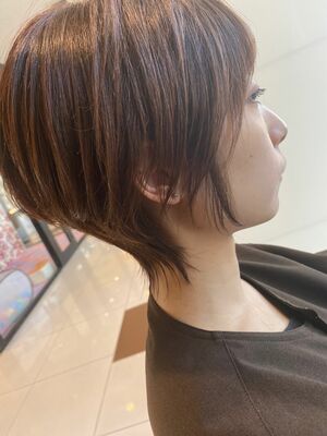 22年春 レイヤー 段カット ショートの人気ヘアスタイル 髪型 ヘアアレンジ Yahoo Beauty