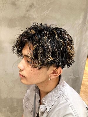 21年秋冬 メンズ ハイライトの新着ヘアスタイル 髪型 ヘアアレンジ Yahoo Beauty