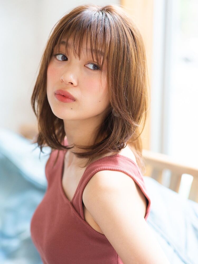 Kayak渋谷 小室 小顔 愛されミディアム レイヤー ひし形 内巻き Honey Shibuya ハニー シブヤ Kayak 渋谷 小室里奈のヘアスタイル情報 Yahoo Beauty