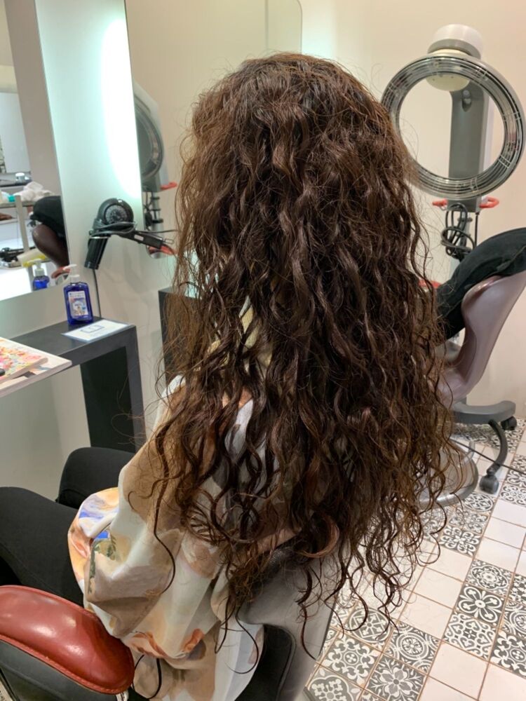 レディースロングスパイラルパーマ Earth 恵比寿店 アース エビステン Earth恵比寿 宮崎 浩次のヘアスタイル情報 Yahoo Beauty