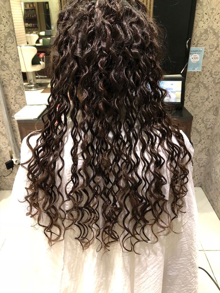 ロングツイストスパイラルパーマ Earth 恵比寿店 アース エビステン Earth恵比寿 宮崎 浩次のヘアスタイル情報 Yahoo Beauty