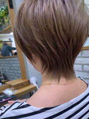 ウルフカットの髪型 ヘアスタイル ヘアカタログ 人気順 4ページ目 Yahoo Beauty ヤフービューティー