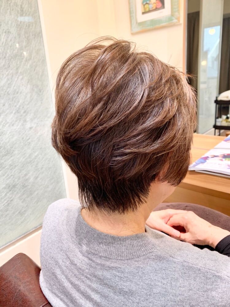 お手入れ簡単ミセスショートパーマヘア Ulu 吉祥寺 ウル キチジョウジ Hibikoの髪型 ヘアスタイル ヘアカタログ情報 Yahoo Beauty ヤフービューティー