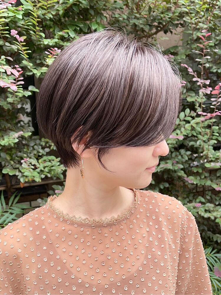 夏に向けて アッシュグレーショート 10代 代 30代 Earth 荻窪店 アース オギクボテン Earth 長松大哉 の髪型 ヘアスタイル ヘアカタログ情報 Yahoo Beauty ヤフービューティー