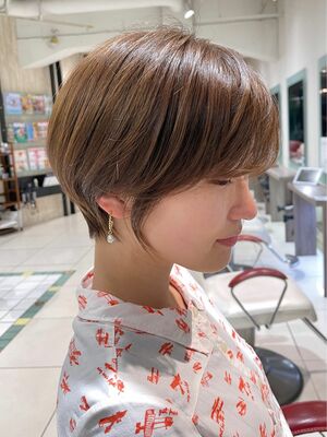 22年夏 ショートボブ 丸みショート 小顔カットの人気ヘアスタイル 髪型 ヘアアレンジ 4ページ目 Yahoo Beauty