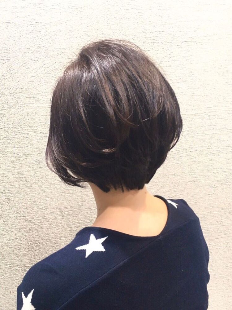 40代の小顔に見せる若返りショートボブ Xelha シェルハ エイジレスアドバイザー 山口剛平のヘアスタイル情報 Yahoo Beauty