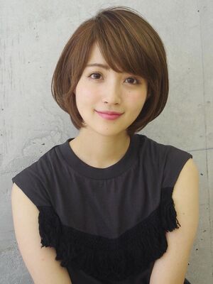 21年秋冬 厚めバングの新着ヘアスタイル 髪型 ヘアアレンジ Yahoo Beauty