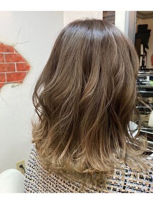 22年春 30代ヘアカラー ミディアムの人気ヘアスタイル 髪型 ヘアアレンジ Yahoo Beauty