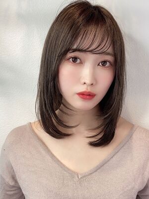 21年夏 ストレート セミロングの新着ヘアスタイル 髪型 ヘアアレンジ Yahoo Beauty