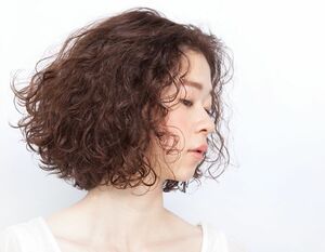 21年秋冬 カーリーヘアの新着ヘアスタイル 髪型 ヘアアレンジ Yahoo Beauty