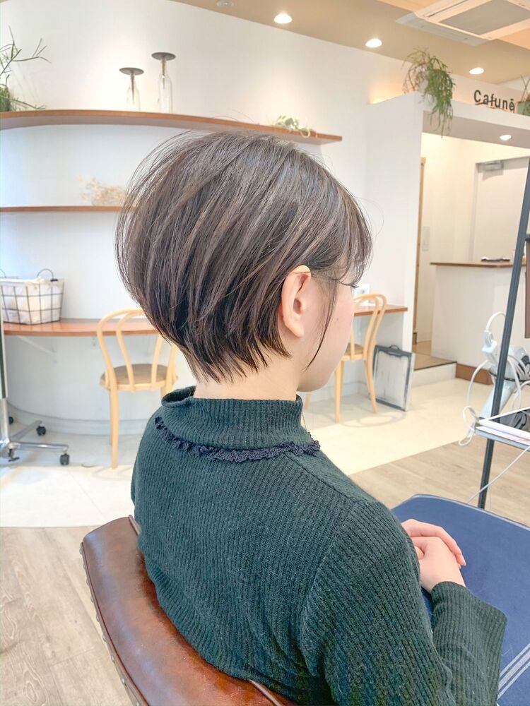 スリークな質感の丸みのあるショートボブ Salowin 池袋 サロウィンイケブクロ Soshi 池袋ショートno 1のヘアスタイル情報 Yahoo Beauty