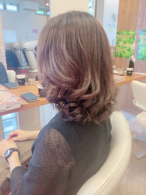 22年夏 かっこいい セミロングの人気ヘアスタイル 髪型 ヘアアレンジ Yahoo Beauty