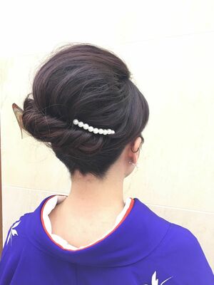 夜会巻き ロングの髪型 ヘアスタイル ヘアカタログ 人気順 Yahoo Beauty ヤフービューティー