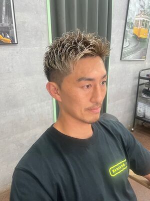 22年夏 メンズ メッシュカラーの人気ヘアスタイル 髪型 ヘアアレンジ Yahoo Beauty