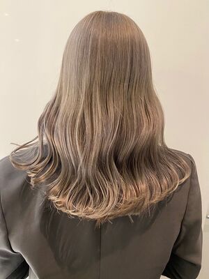 21年夏 ホワイトグレージュの新着ヘアスタイル 髪型 ヘアアレンジ Yahoo Beauty