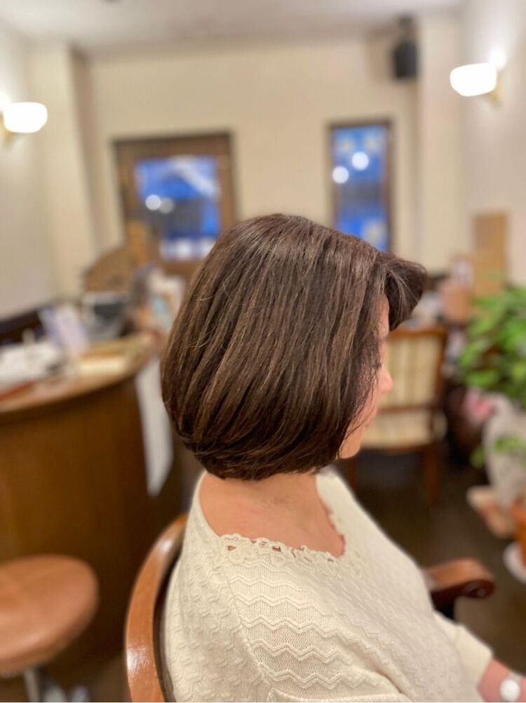 ミディアム 前上がりボブ Tete A Tete Hair テテアテテヘアー 増田 浩二の髪型 ヘアスタイル ヘアカタログ情報 Yahoo Beauty ヤフービューティー
