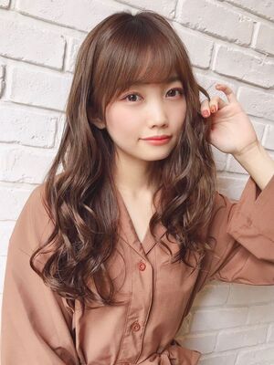 重めバング ロングの髪型 ヘアスタイル ヘアカタログ 人気順 Yahoo Beauty ヤフービューティー