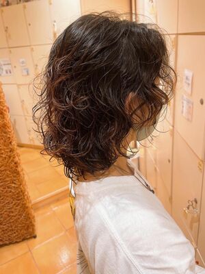 くるくるパーマの髪型 ヘアスタイル ヘアカタログ 人気順 Yahoo Beauty ヤフービューティー