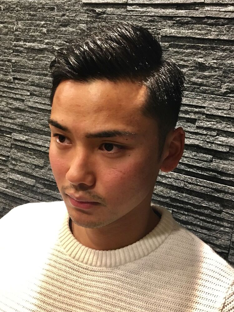 人気 七三分けスタイルポマードやグリースで簡単にセットできる Premium Barber 表参道店 プレミアムバーバー オモテサンドウテン 高橋久美のヘアスタイル情報 Yahoo Beauty