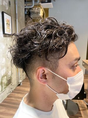 21年秋冬 メンズ 40代 パーマの新着ヘアスタイル 髪型 ヘアアレンジ Yahoo Beauty