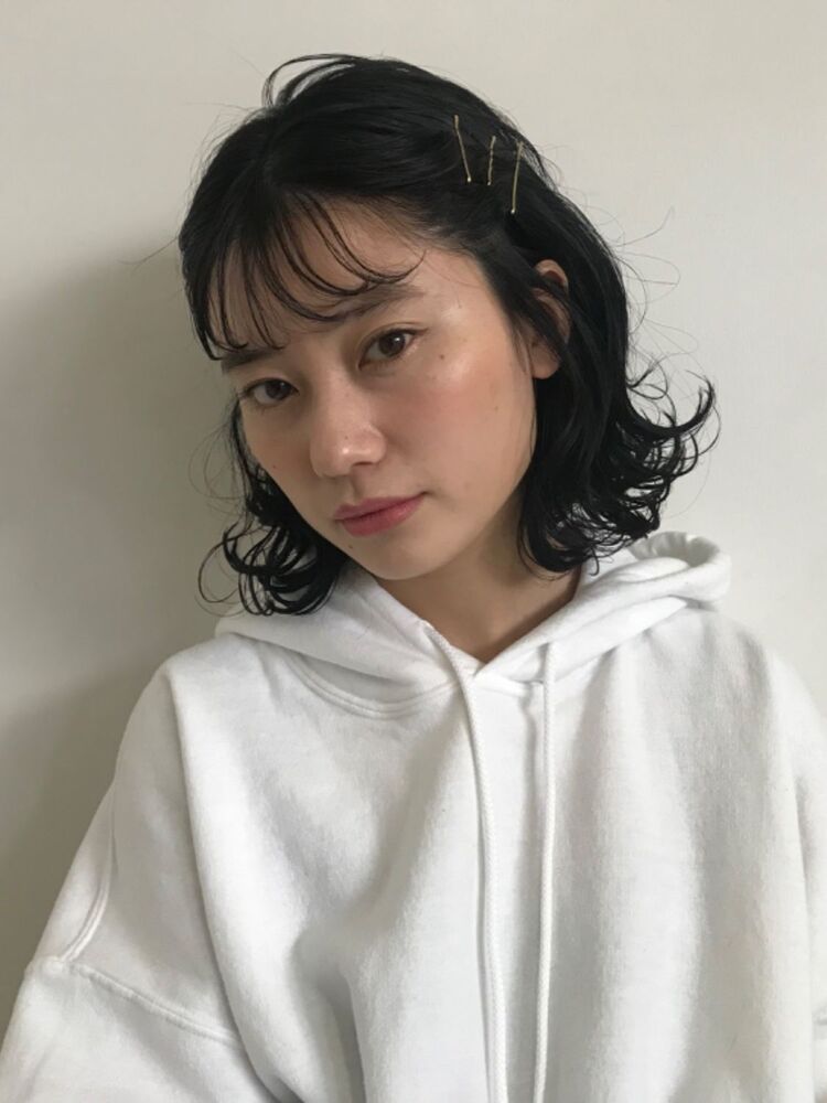 韓国風シースルーバング ピンアレンジ Soco ソーコ Narumiのヘアスタイル情報 Yahoo Beauty