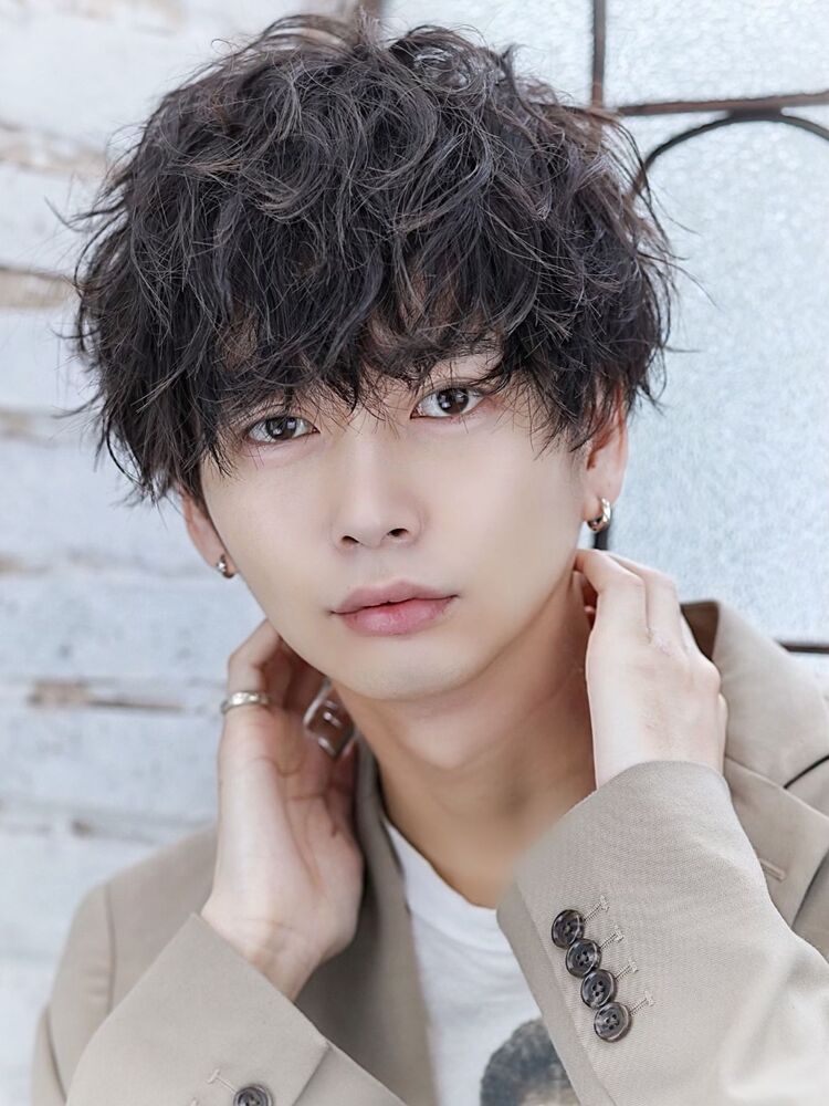 強めスパイラル 中村涼太のヘアスタイル情報 Yahoo Beauty
